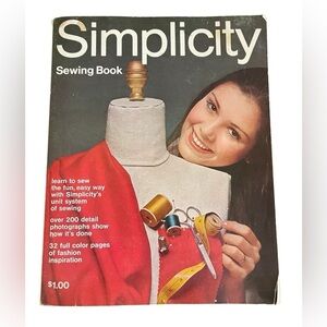 🪡🧵📍VINTAGE 1970s Simplicity Sewing Book - EXCELLENT & SO FUN!!